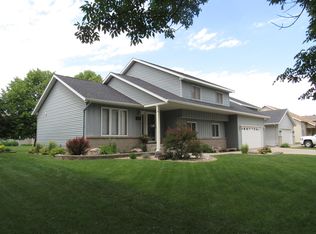 1519 Northview Ln, Aberdeen, SD 57401