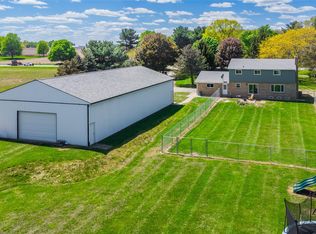 4240 Sheridan Rd, Flushing, MI 48433