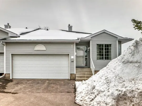 157 N Hawkstone Mnr NW, Calgary, AB T3G 3X2