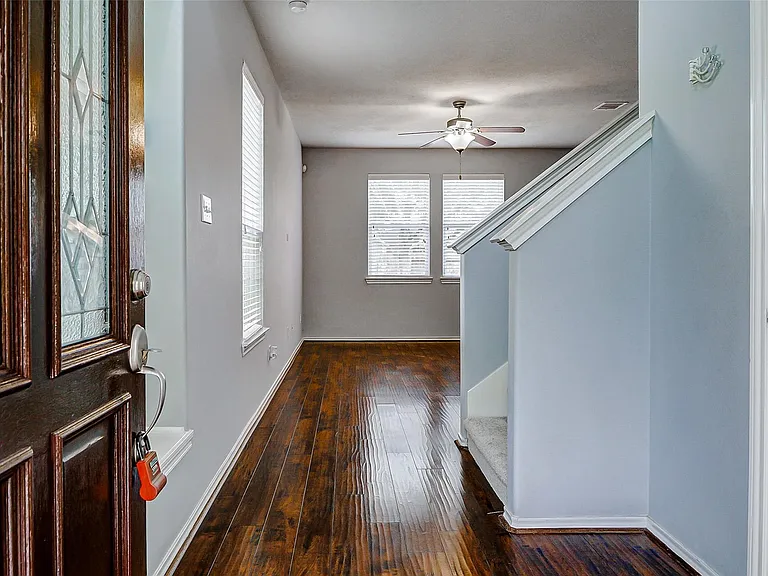 24522 Folkstone Cir — Photo 5
