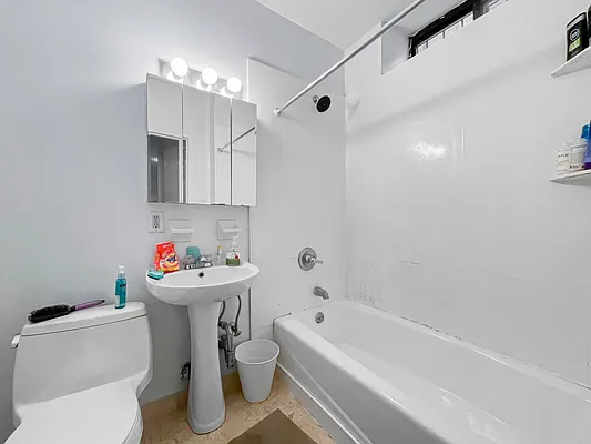 Rented by Skyward | media 15