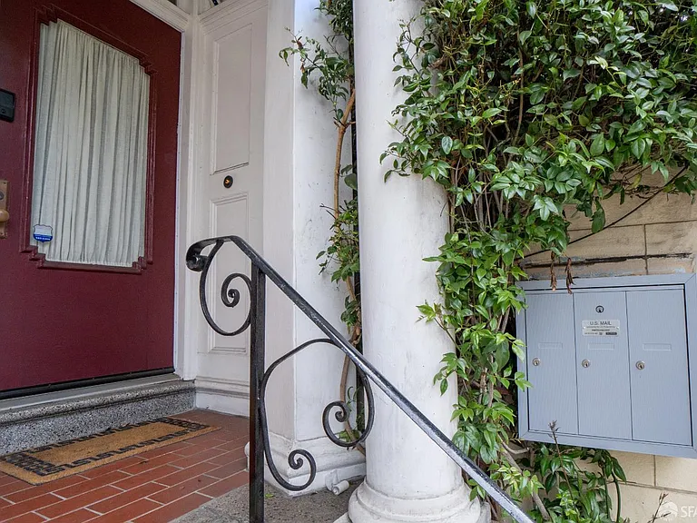 1888 Green St — Photo 25