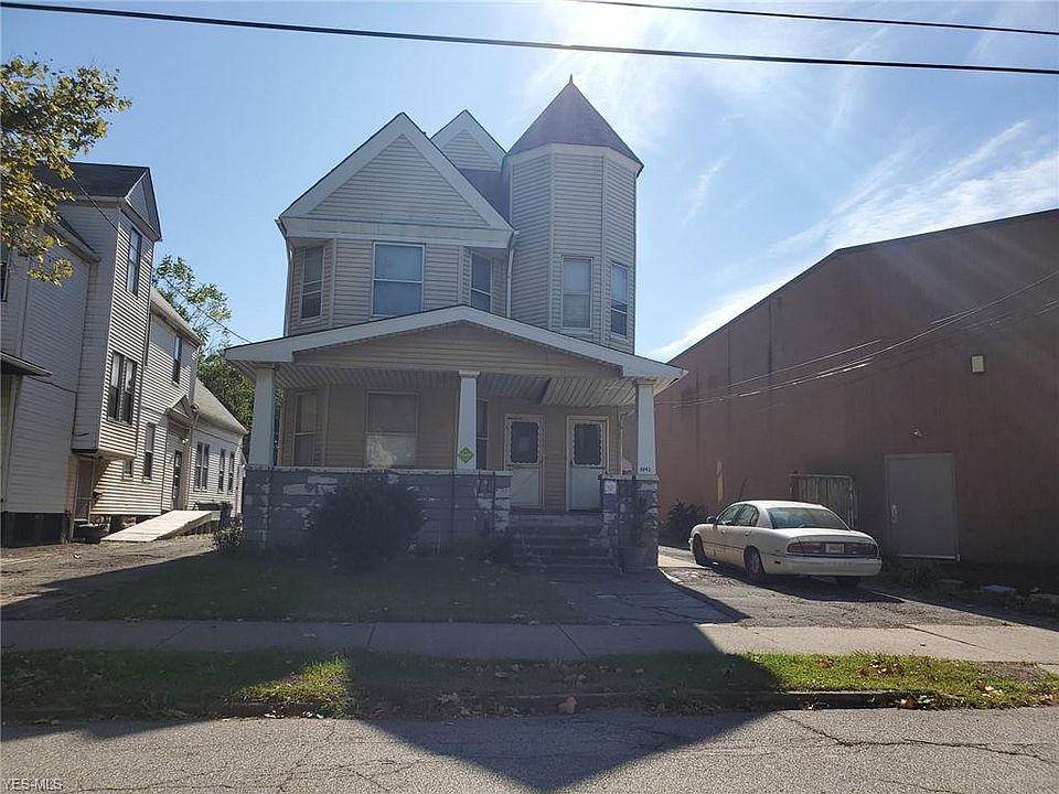 2nd image of 5940 Cable Ave