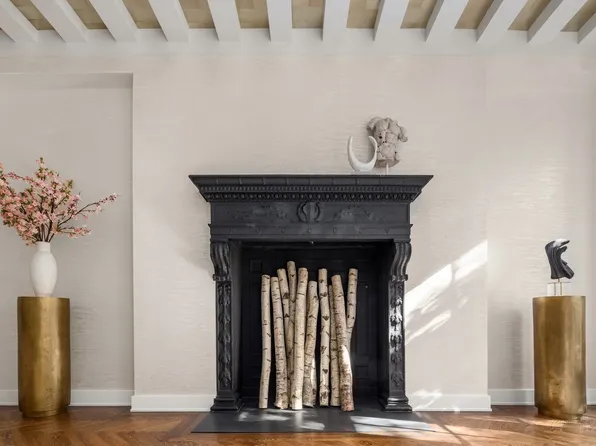 125 East 65th Street image 5 of 25