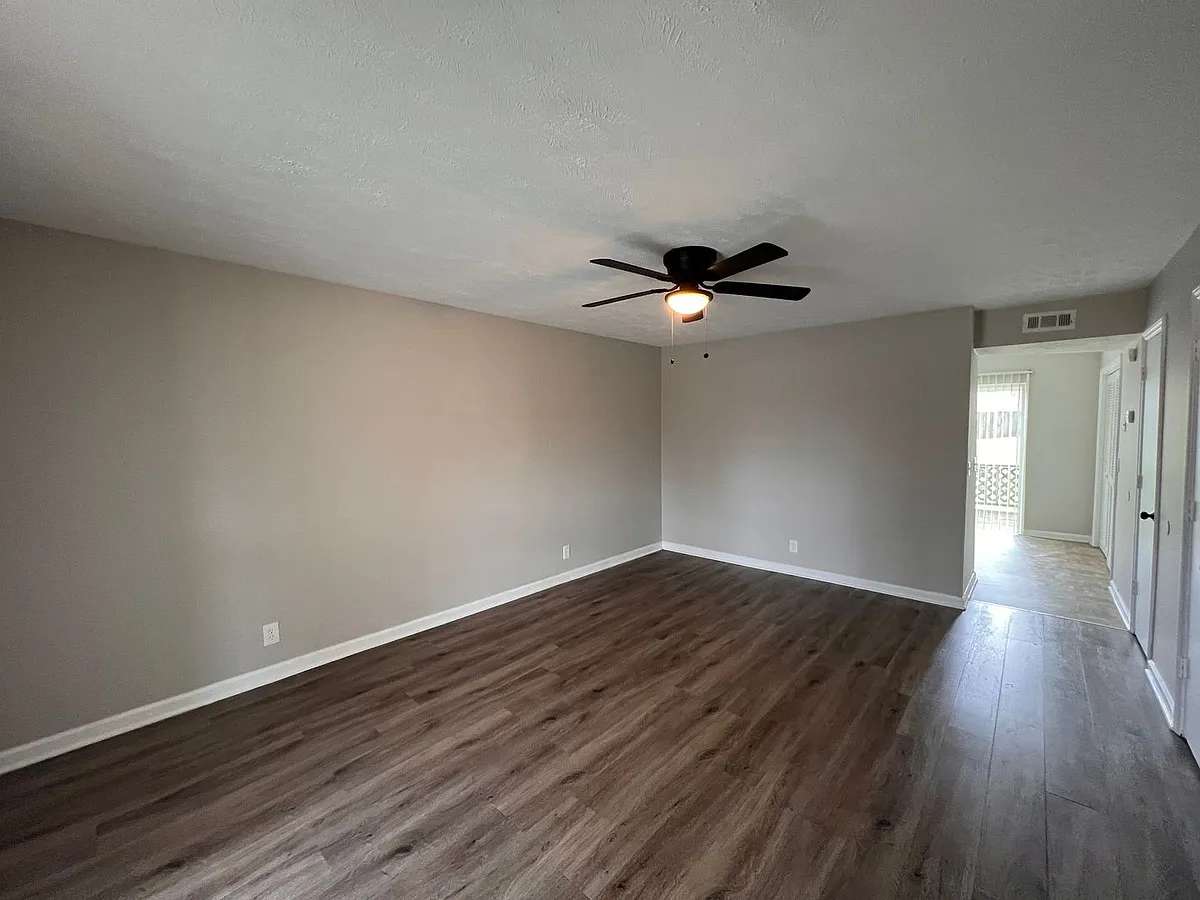 Building Photo - 502 Windellwood Cir
