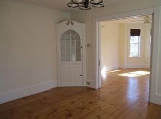 14 Livermore St, Wilton, NH 03086