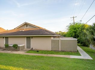 2241 W Pensacola St APT 80, Tallahassee, FL 32304