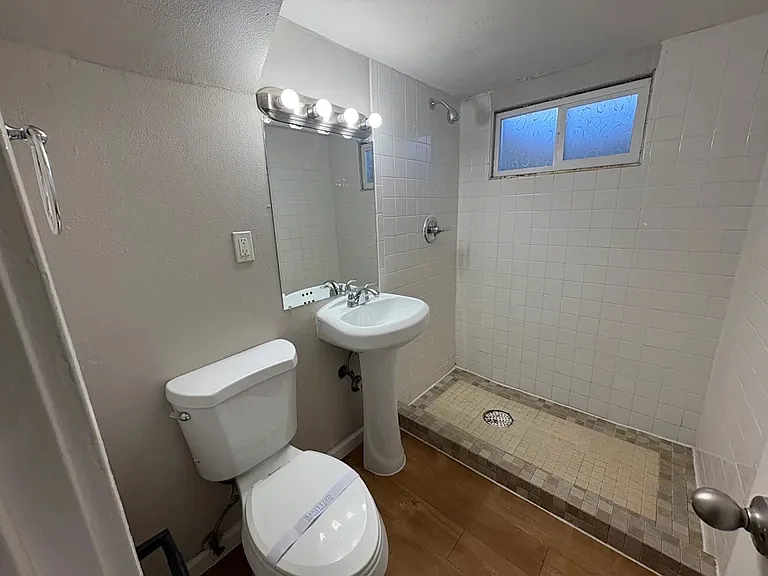 3144 Worchester St #1 — Photo 8