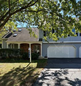 2S787 Grove Ln, Warrenville, IL, 60555