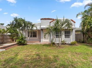 503 Avenida Hermosa, West Palm Beach, FL 33405