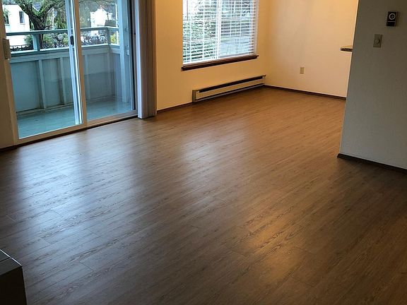 3rd image of 5511 Cirque Dr W #D