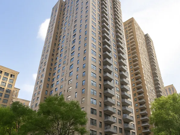 60 East 8th Street 6D image 12 of 12