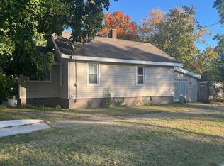 715 Lyman Ave, Muskegon, MI 49441