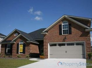 104 Redwall Cir, Savannah, GA 31407