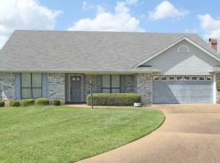 7847 Millicent Cir, Shreveport, LA 71105