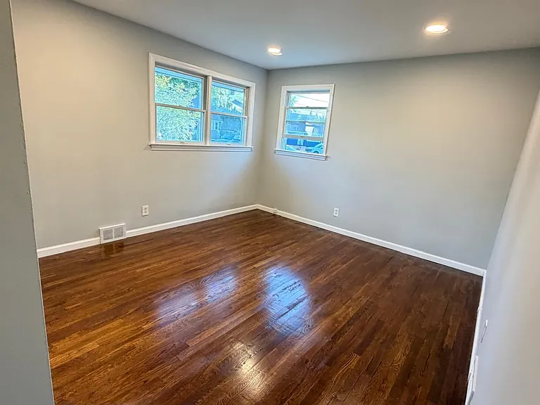 51 Macon Dr — Photo 17