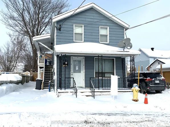 225 Higginson St #223, Hawkesbury, ON K6A 1G6