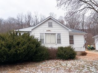 25 Doe Valley Trl, Hot Springs, VA 24445