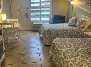 2555 Tamiami Trl N #112, Naples, FL 34103