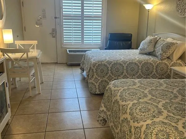 2555 Tamiami TRL N #112, NAPLES, FL 34103