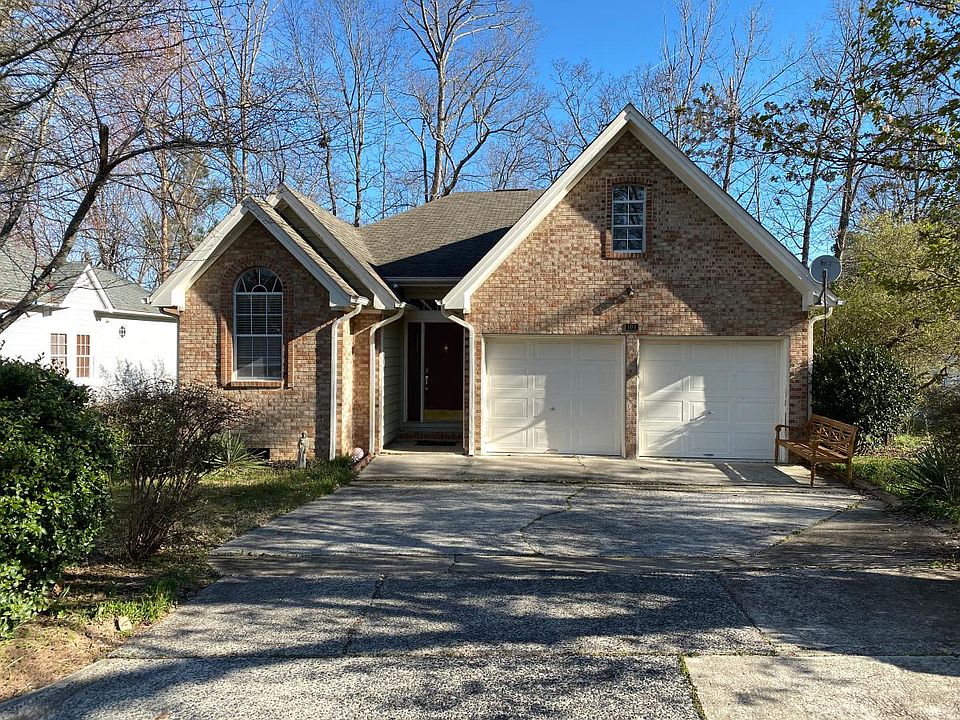 1st image of 104 Orchard Ln #16