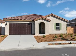 7556 Nectarsweet Dr, Riverside, CA 92507