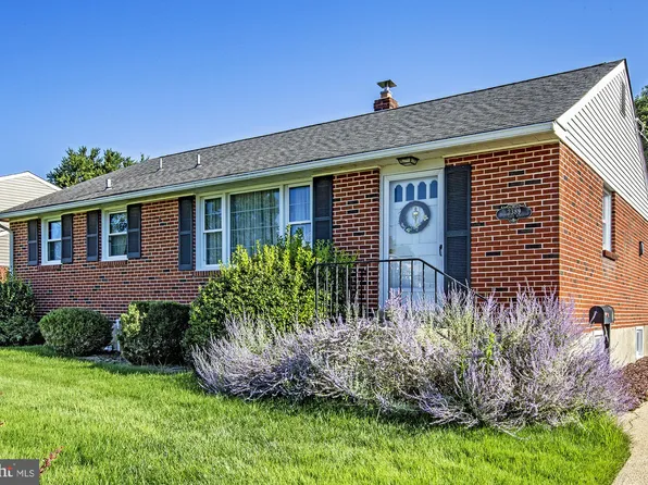 2389 Dombey Rd, Wilmington, DE 19808