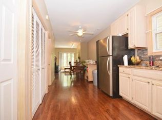 1444 W Walton St APT 2, Chicago, IL 60642