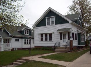 617 3rd Ave, West Bend, WI 53095