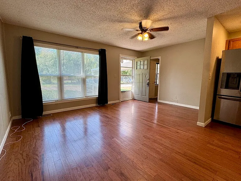 508 W Blake St — Photo 3