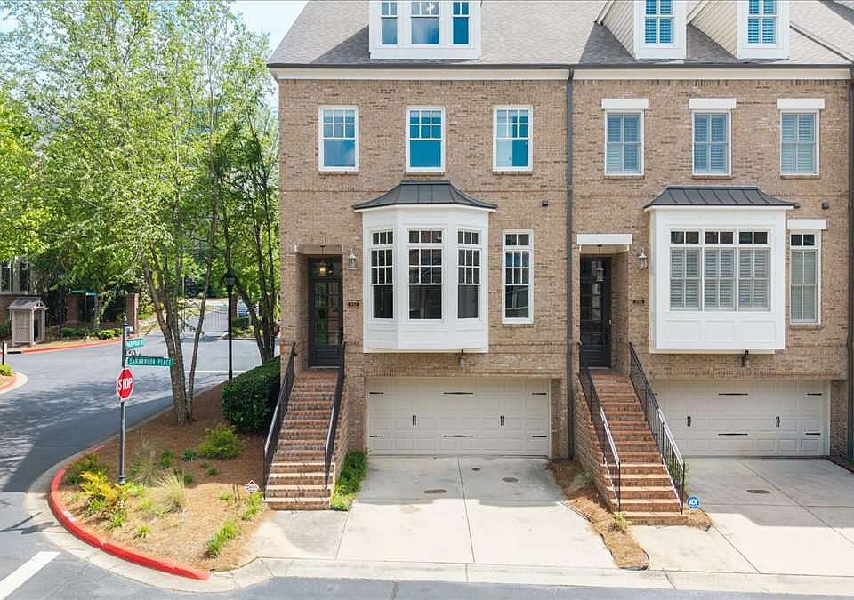 1st image of 552 Sarabrook Pl