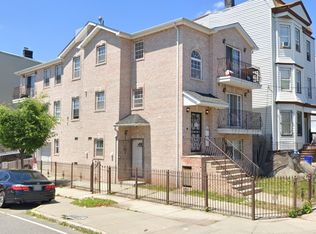 327 S 11th St FLOOR 1, Newark, NJ 07103
