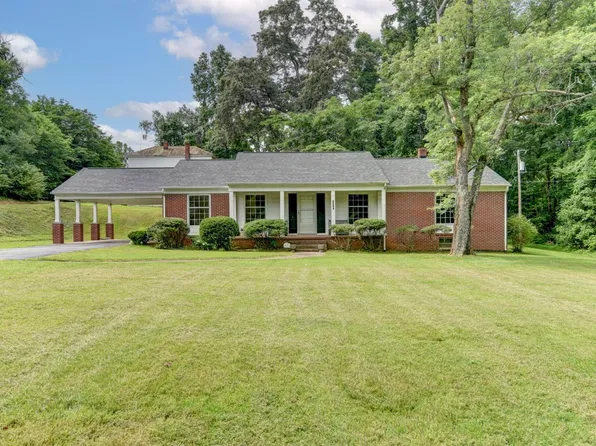 7001 Phenix Main St, Phenix, VA 23959