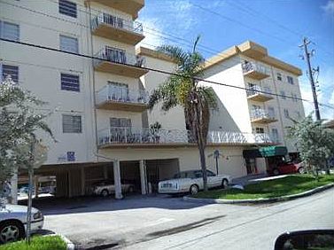 1st image of 3536 NE 168th St APT 308