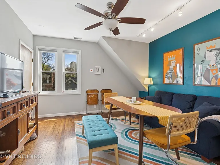 2640 N Burling St #3 — Photo 2