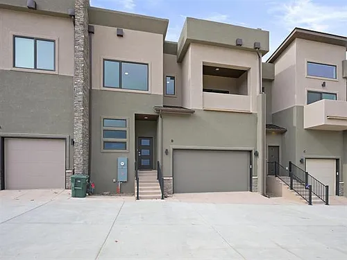 392 W Ridges Blvd #B Photo 1 392 W Ridges Blvd #B Photo 1