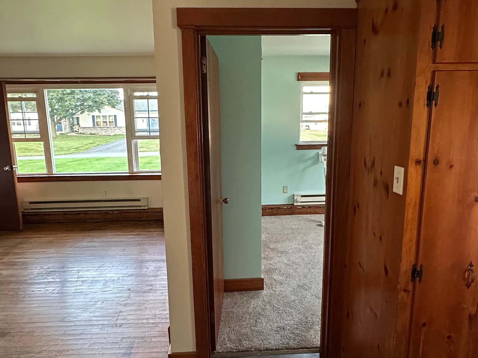 1 bed, 1.5 bath, 900 sqft, $1,000 — Photo 3