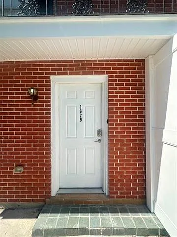 1629 Feronia St — Photo 21