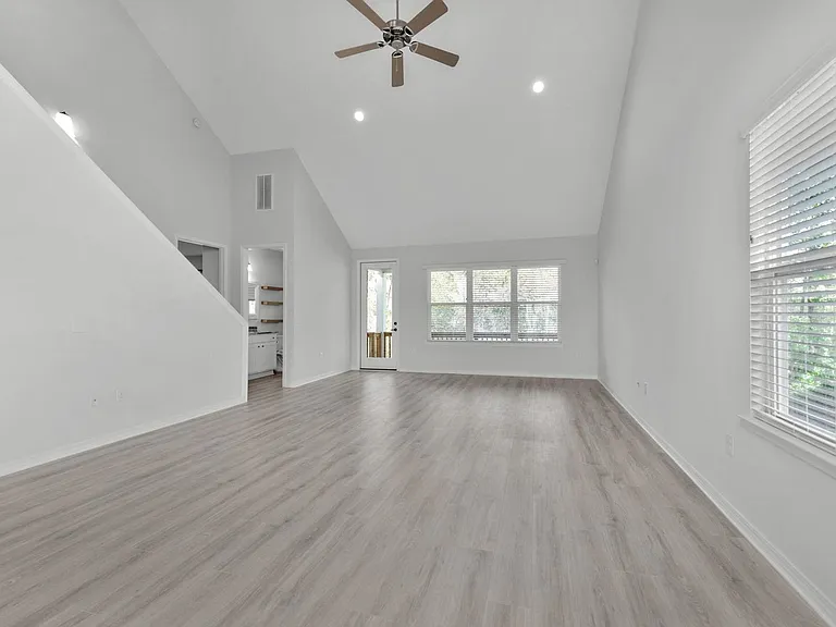 303 Key Lime Pl — Photo 5