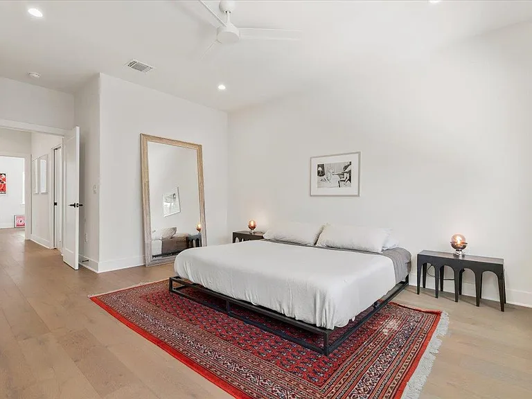 1404 E M Franklin Ave #1 — Photo 12