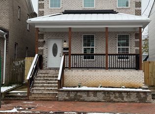 907 W Clay St #1, Richmond, VA 23220