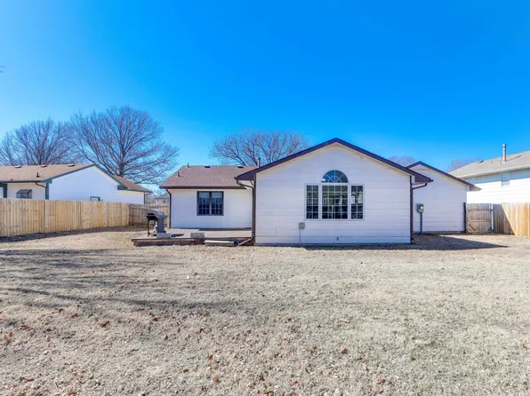 2632 S Capri St, Wichita, KS 67210