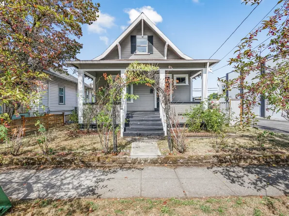 5417 SE Center St, Portland, OR 97206