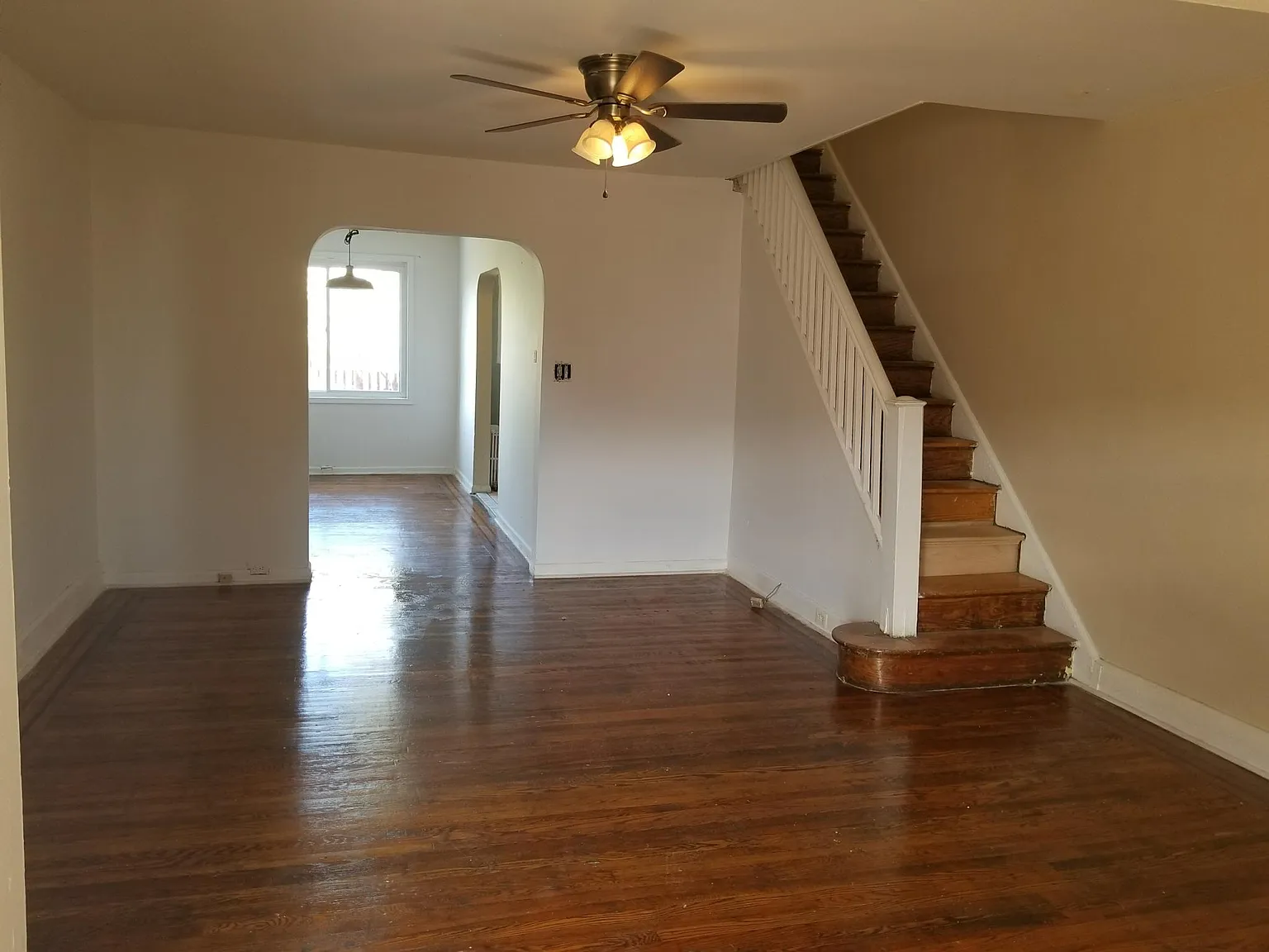 3 bed, 1432 sqft, $1,550 — Photo 2