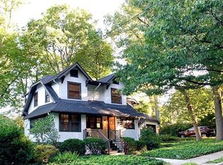 403 Allaire Ave, Leonia, NJ 07605