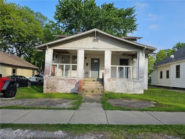 712 N 20th St, Fort Smith, AR 72901