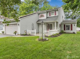 10 Metedeconk Rd, Howell, NJ 07731