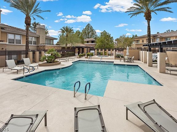 2nd image of 717 Peachy Canyon Cir Unit 101