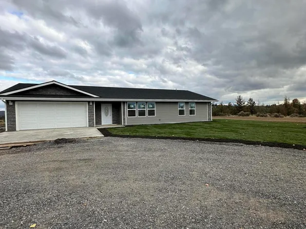 1721 Adams Dr, Madras, OR 97741