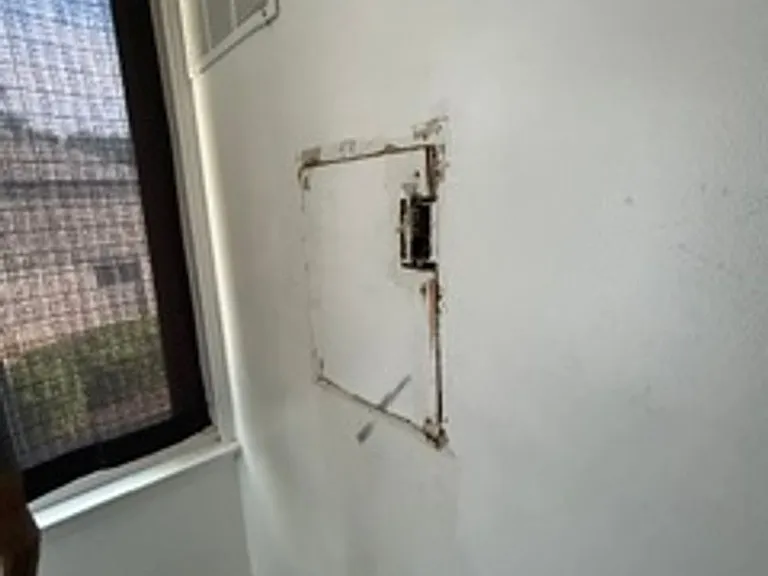 10125 Campus Way S — Photo 25